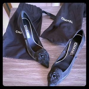 Chanel Mesh And Grosgrain Flower Cap Toe Pumps